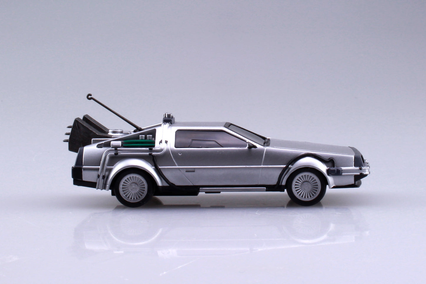 Back To The Future 1/43 Pullback DELOREAN from PART I