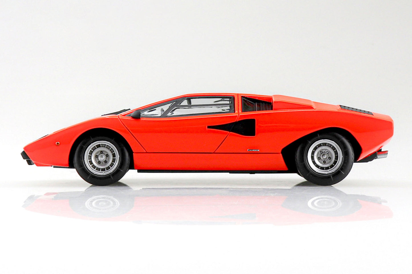 1/32 SNAP KIT Lamborghini Countach LP400(Orange)