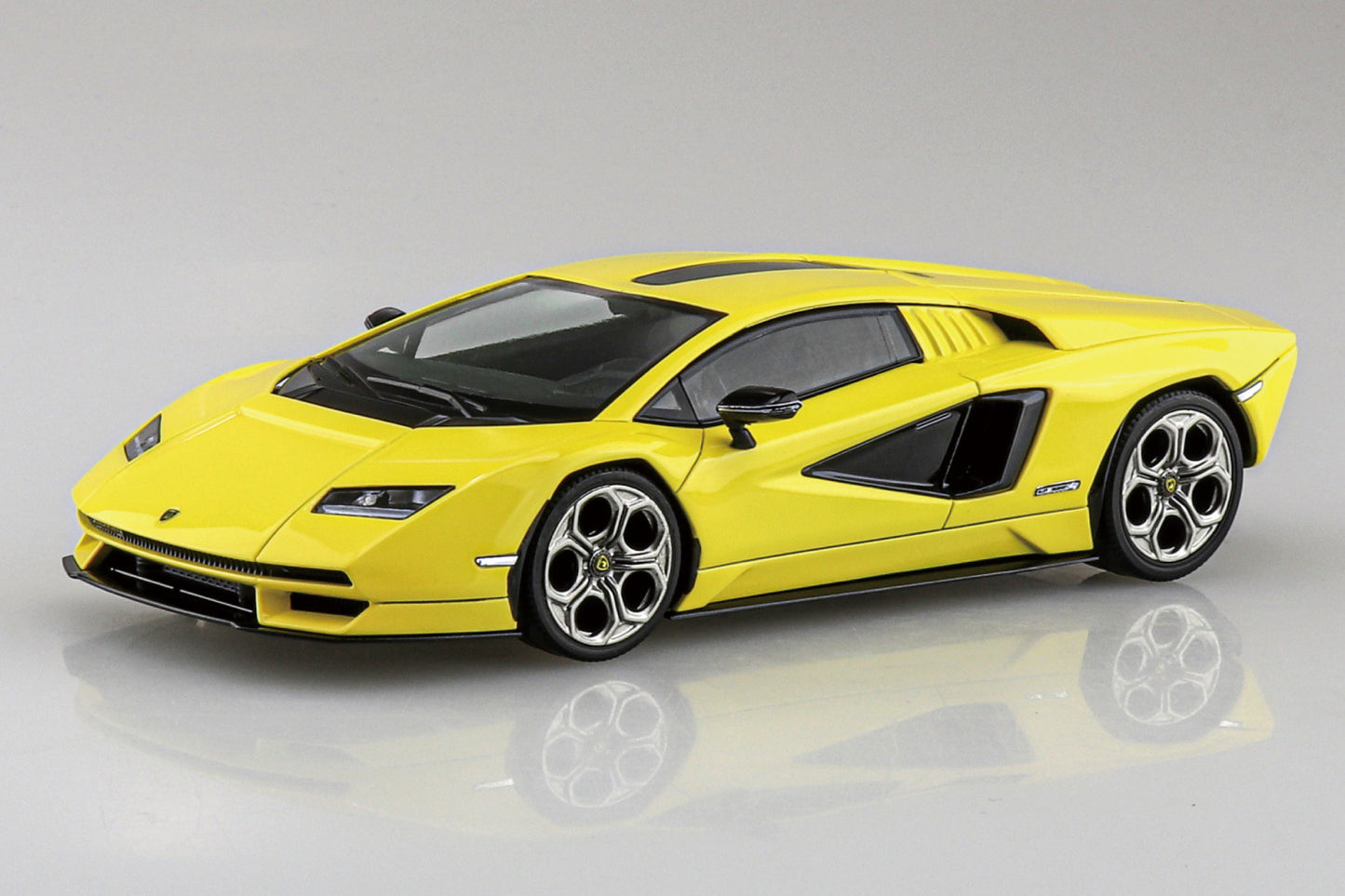 1/32 SNAP KIT Lamborghini Countach LPI 800-4(Yellow)