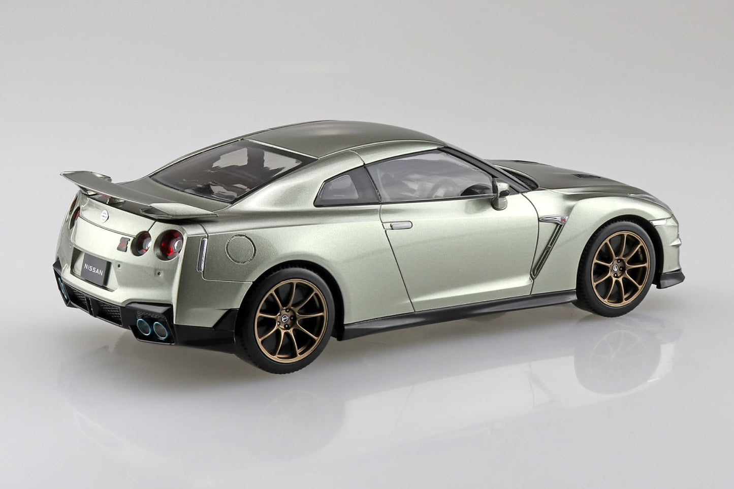 1/32 SNAP KIT NISSAN R35 GT-R 2024 (Millennium Jade)