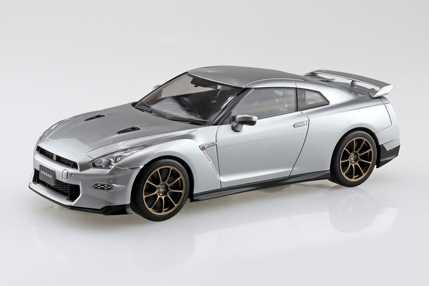 1/32 SNAP KIT NISSAN R35 GT-R 2024 (Ultimate Metal Silver)