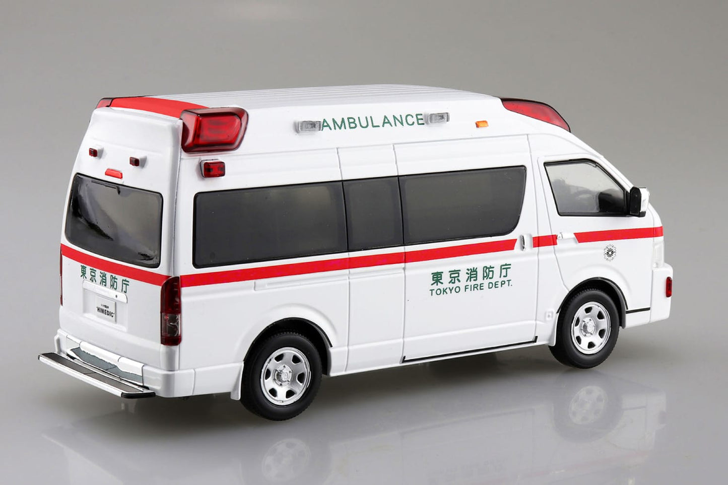 1/32 SNAP KIT TOYOTA HI-MEDIC