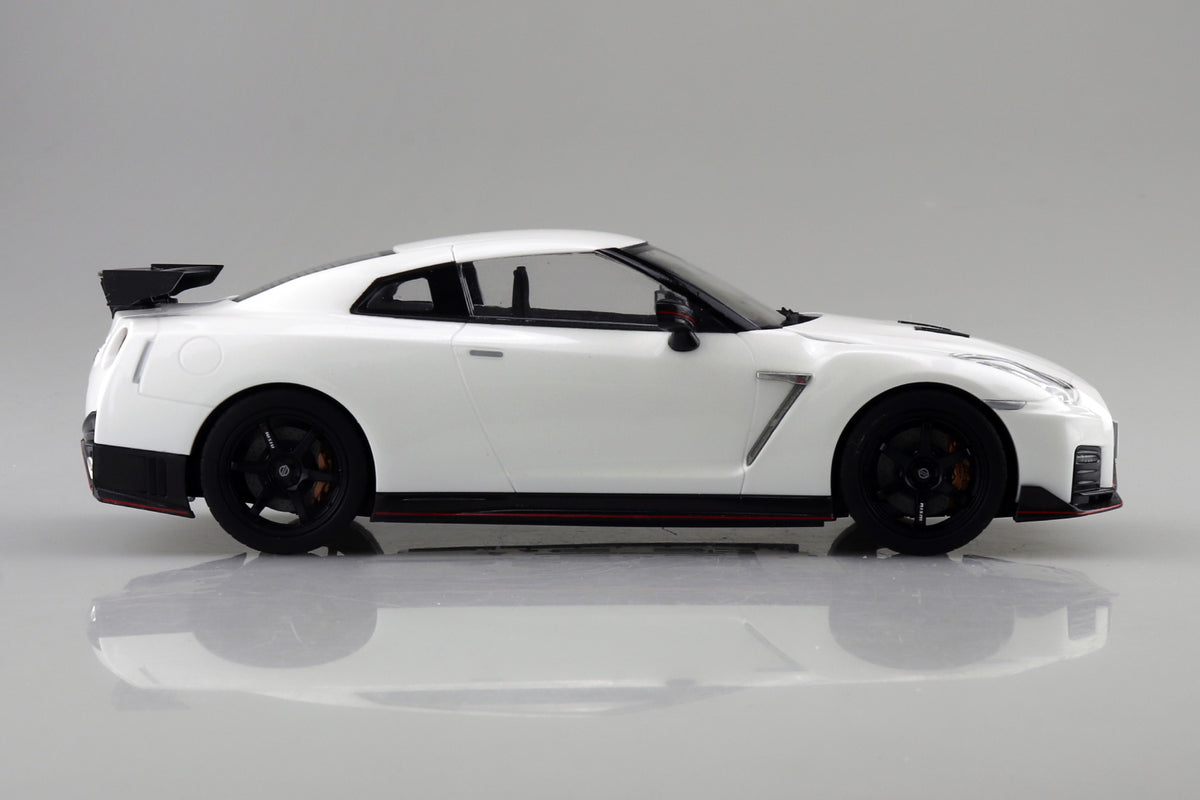 1/24 SNAP CAR R35 NISSAN GT-R NISMO 2017 Brilliant White Pearl