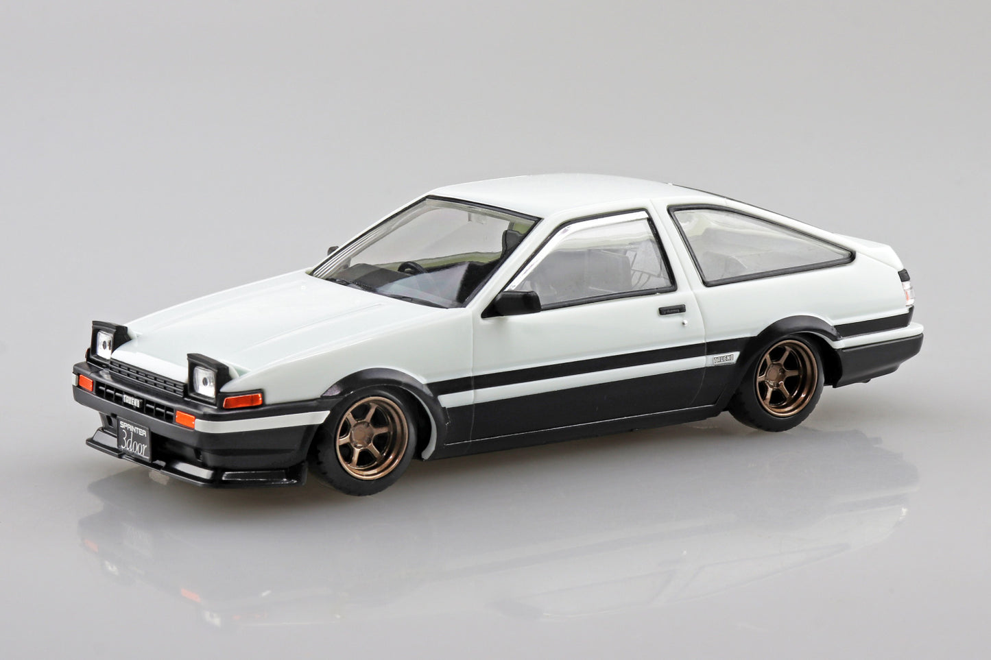 1/32 SNAP KIT Toyota Sprinter Trueno Custom Wheel (High Tech Two Tone)