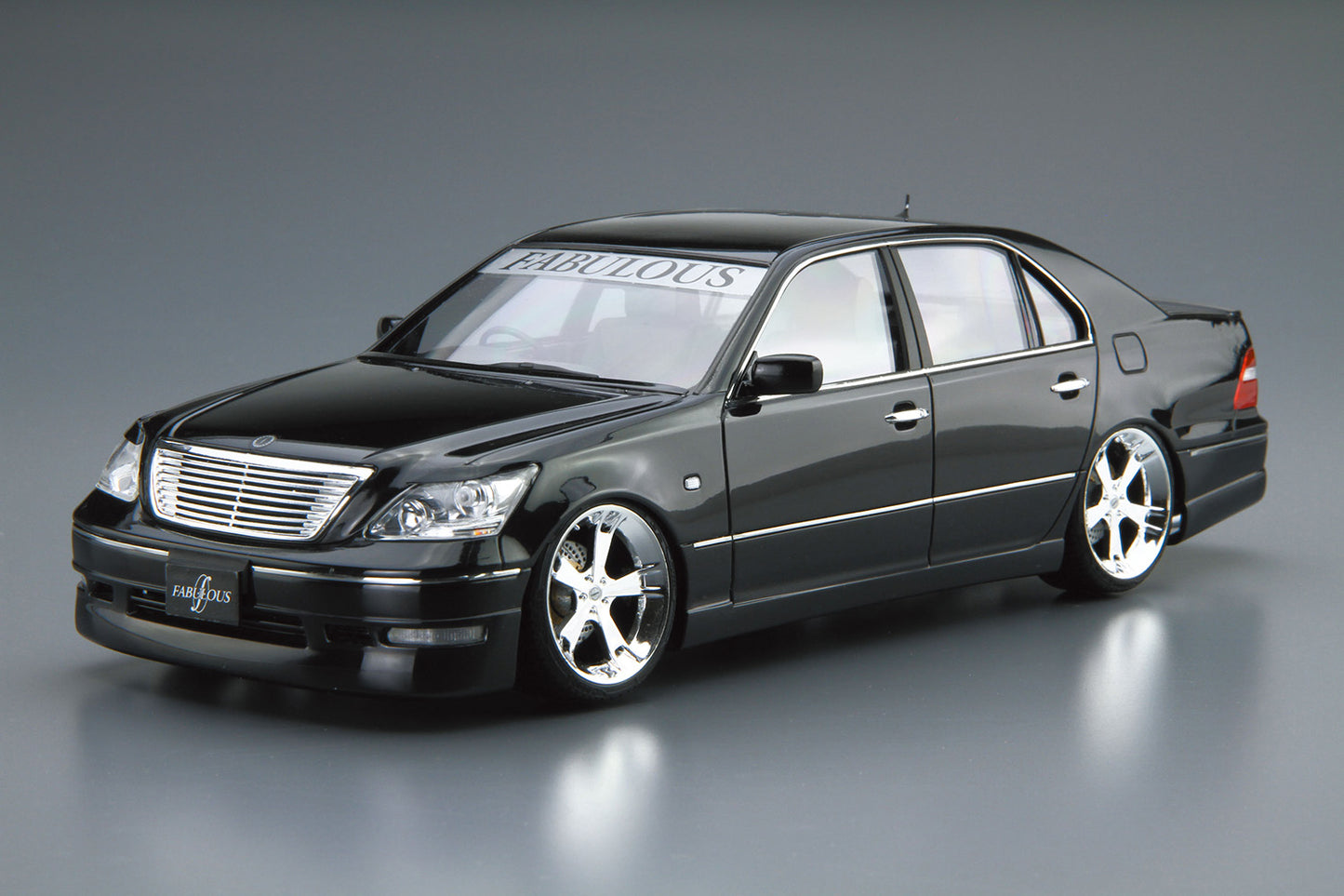 1/24 Fabulous UCF31 Celsior '03 (Toyota）