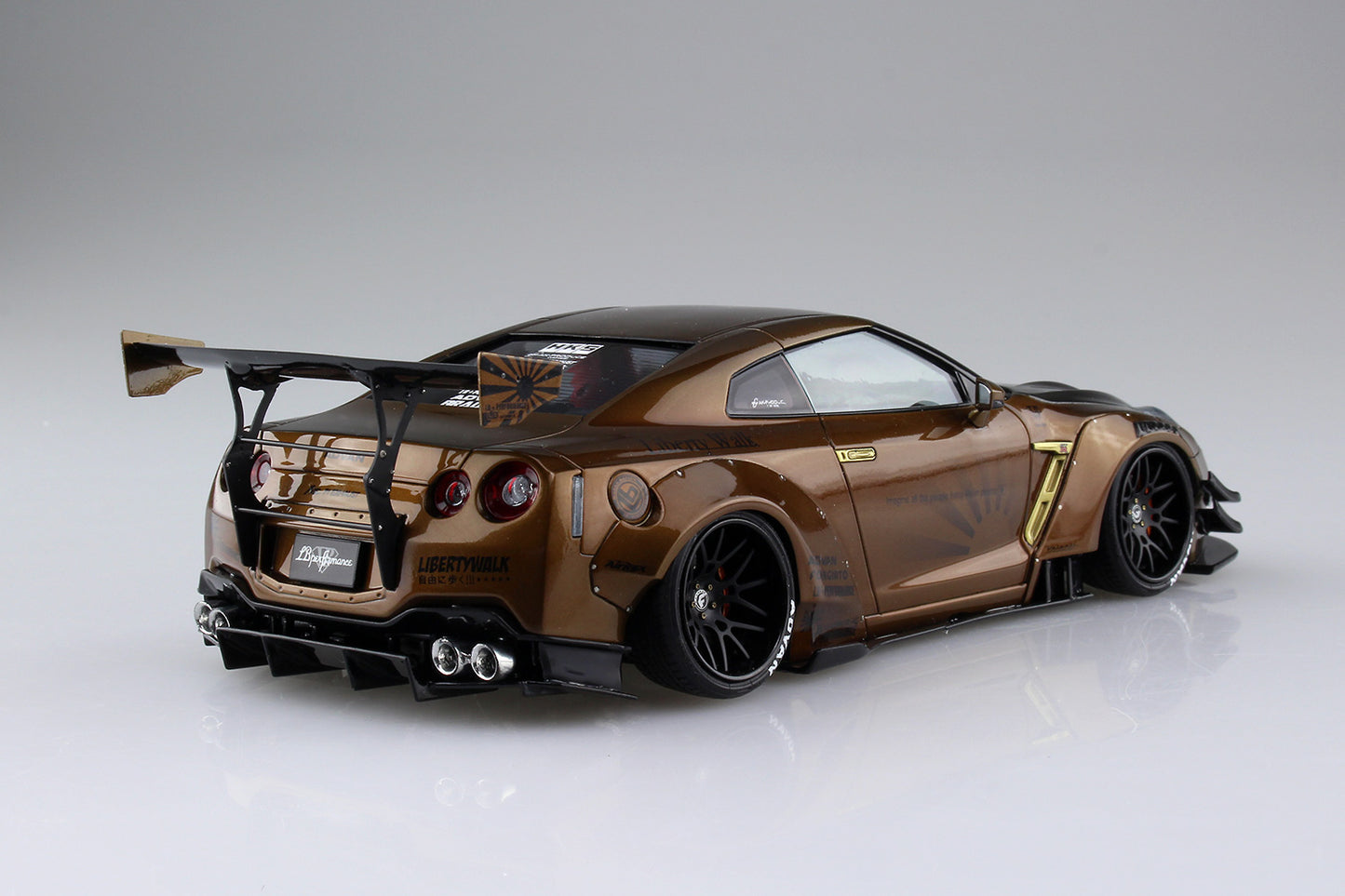 1/24 Liberty Walk Works R35 GT-R Type 2 Ver.1 Stock