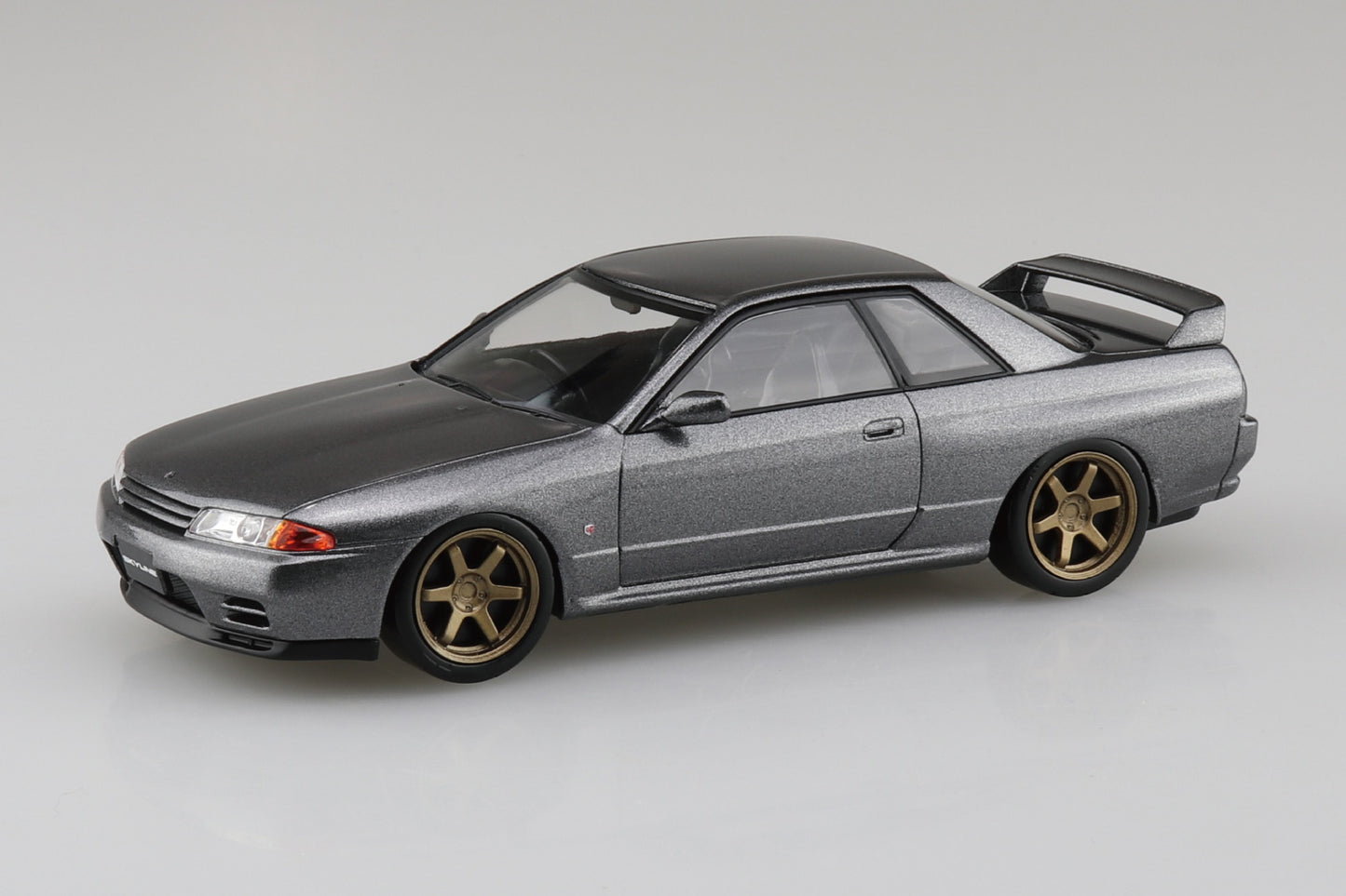 1/32 SNAP KIT Nissan R32 Skyline GT-R Custom Wheel (Gun Gray Metallic)