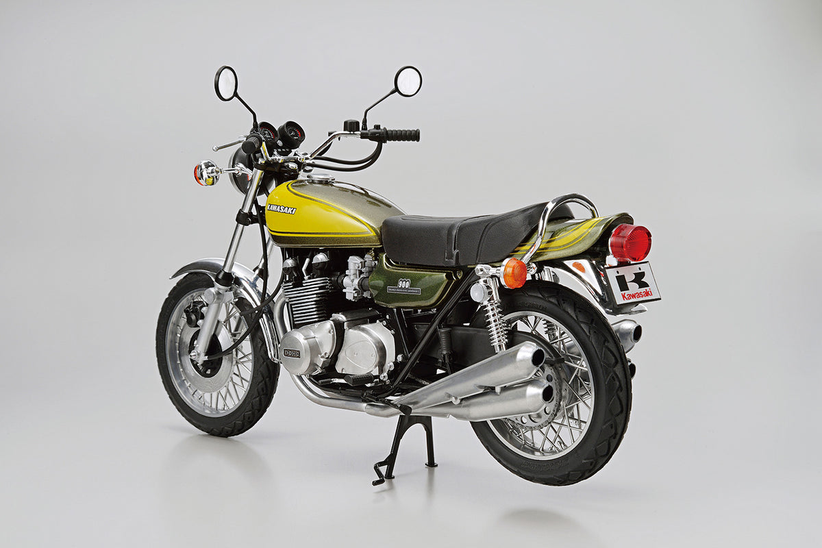 1/12 Kawasaki Z1 900 Super4 '73 With Custom Parts