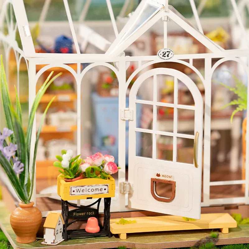 Dreamy Garden House - DIY Miniature House Kit