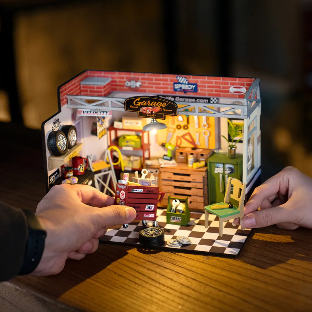 DIY Miniature House Kit - Garage Workshop