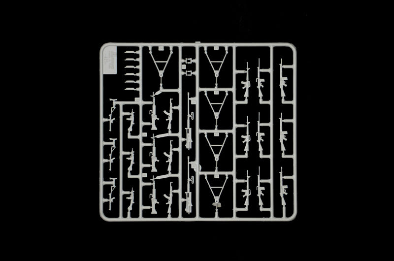 1:35 MODERN LIGHT WEAPON SET