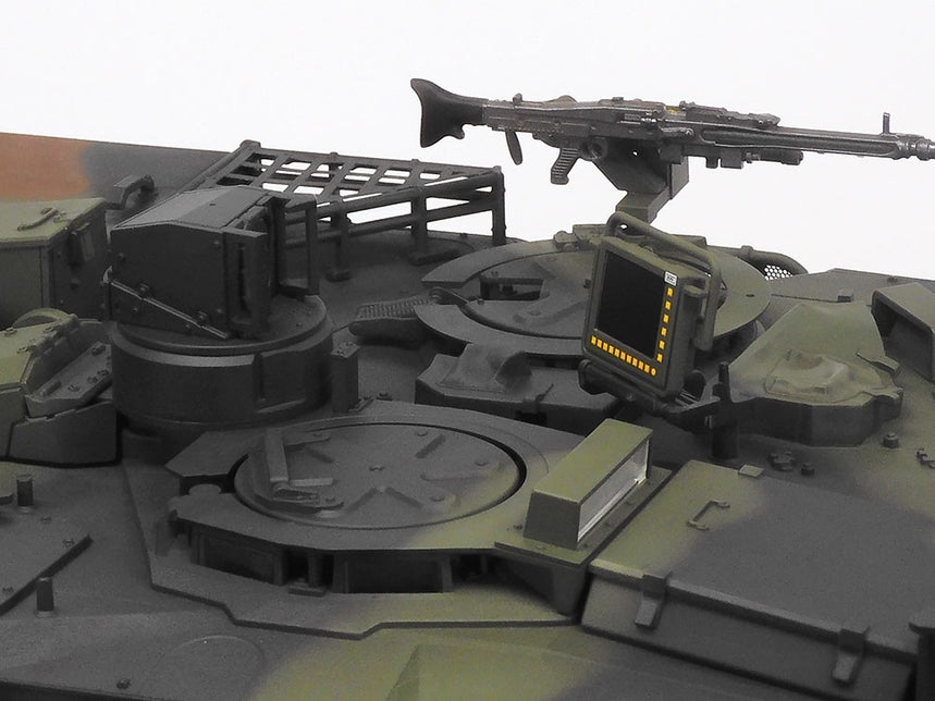 LEOPARD 2 A7V W/ FULL OPTION KIT