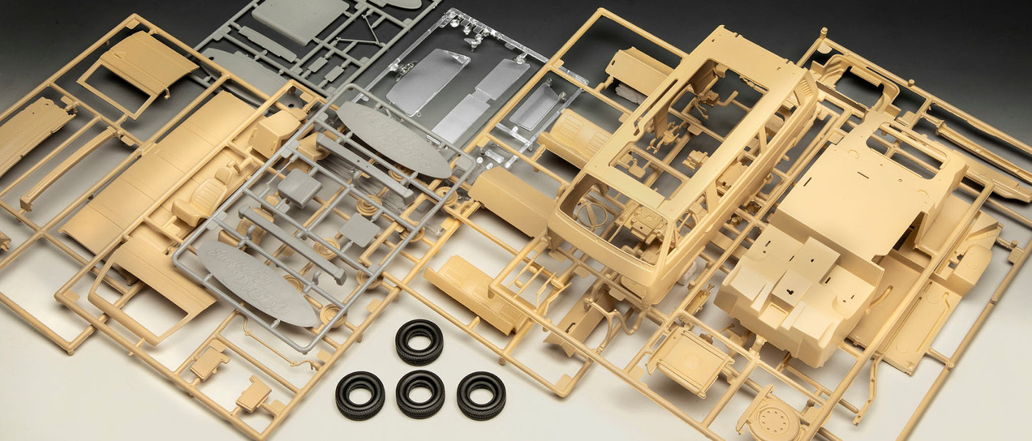 1:25 VW T3 Bus "Surfer Boy": Stranger Things