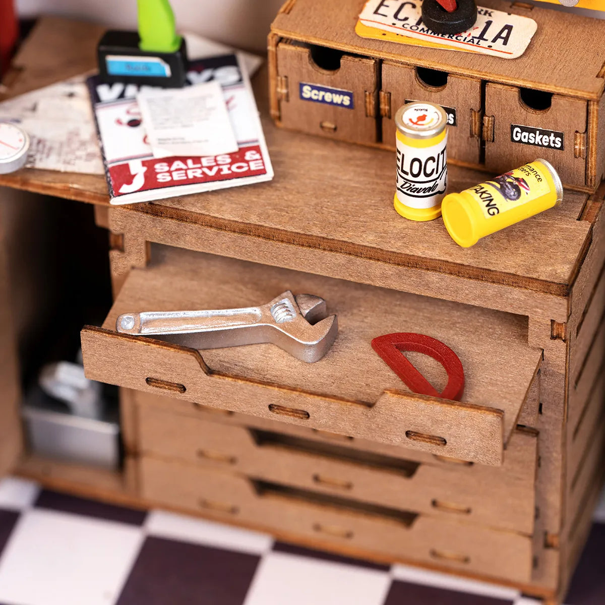 Garage Workshop - Miniature House Kit