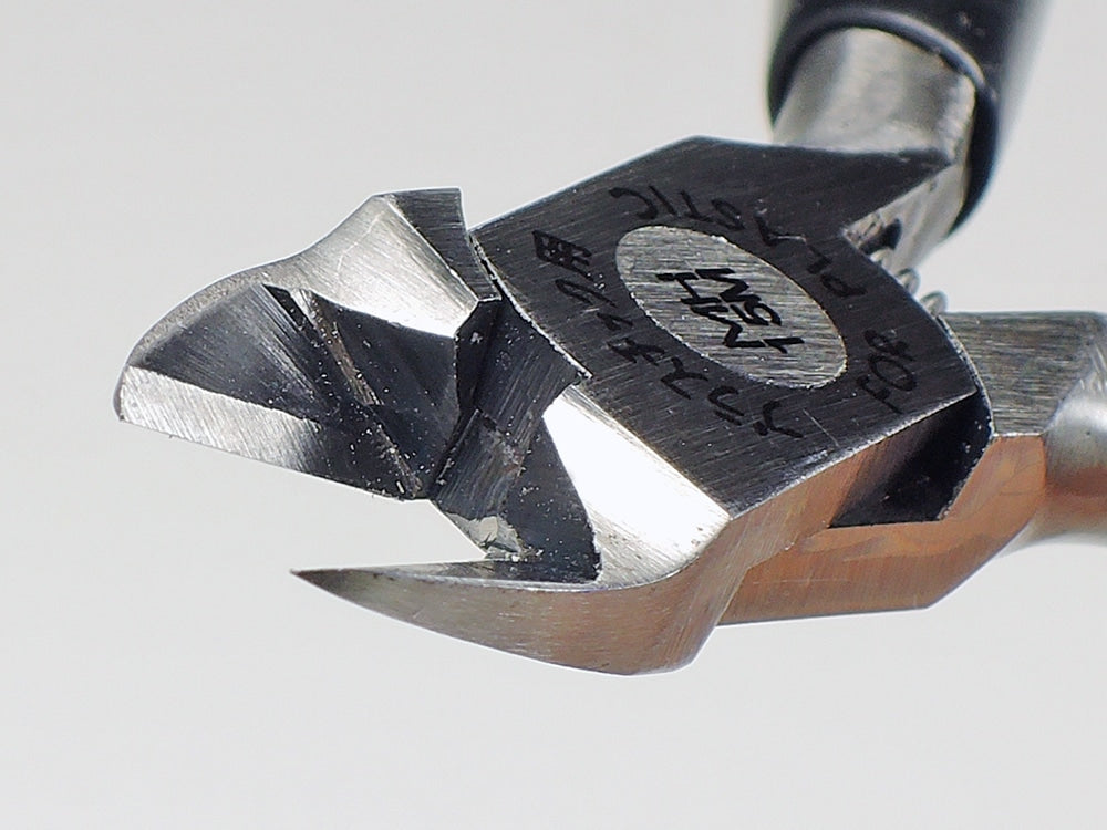 SIDE CUTTER FOR PLASTIC