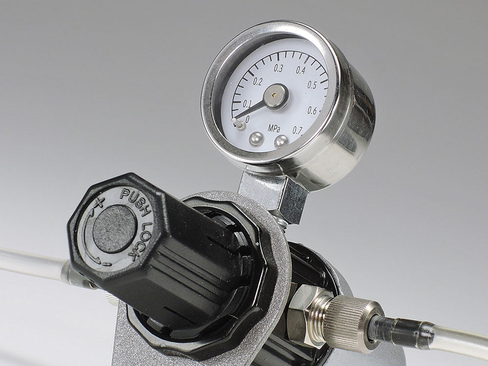 AIRBRUSH REGULATOR (w/METER)