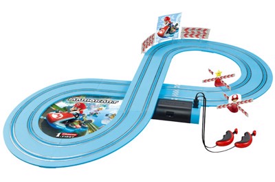 Mario Kart First Slow Cars - Mario vs Yoshi