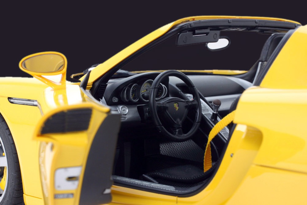 1/12 Porsche Carrera GT - Silver
