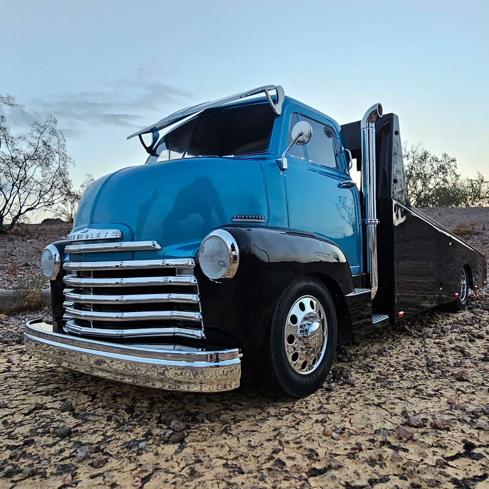 REDCAT CUSTOM HAULER - 1953 CHEVROLET COE BLUE