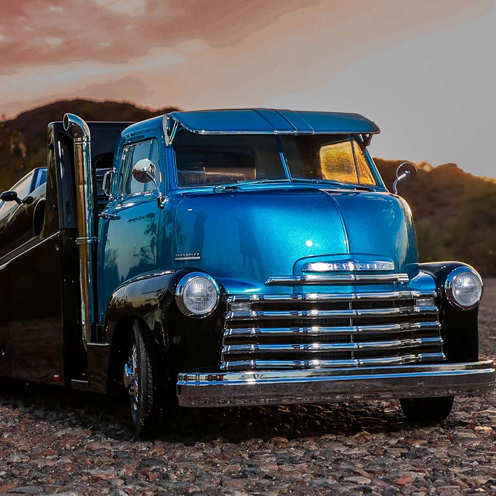 REDCAT CUSTOM HAULER - 1953 CHEVROLET COE BLUE