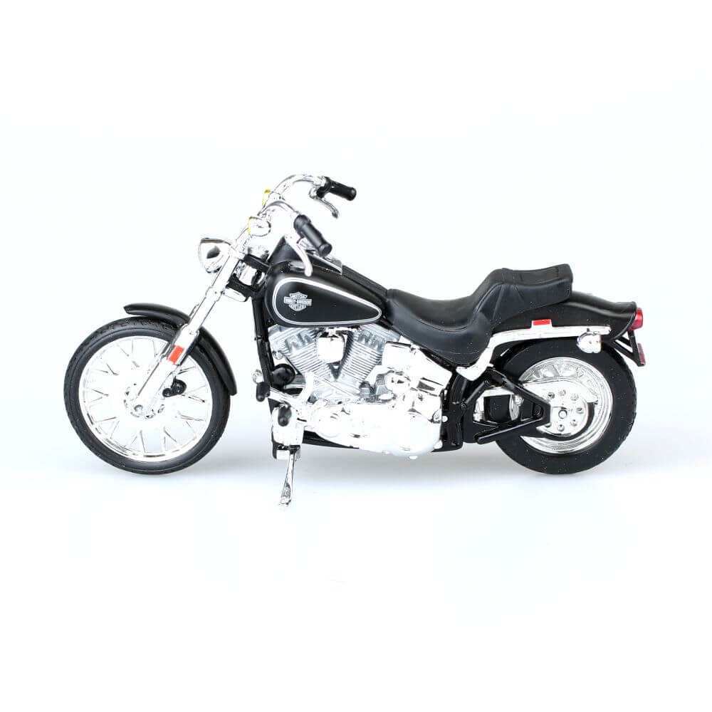 Maisto 1/18 H-D Motorcycles, Series 41 1984 FXST Softail
