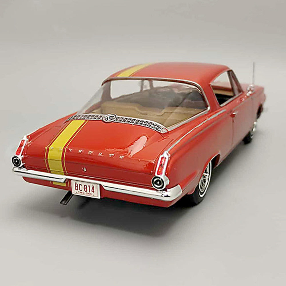1/25 1965 Plymouth Barracuda Craftsman Plus Model Kit (Level 2