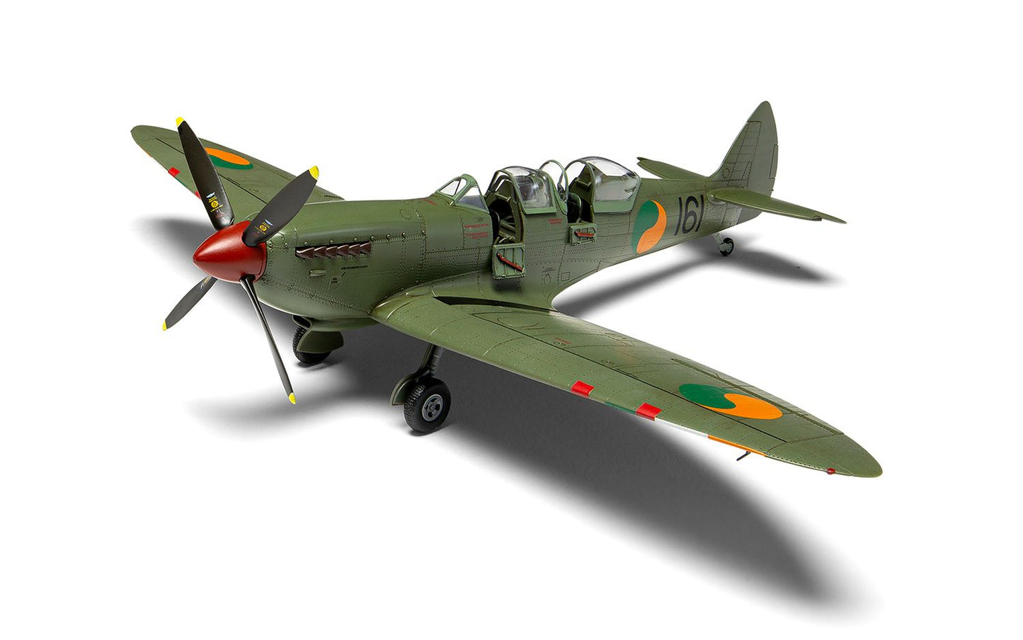 1:48 Supermarine Spitfire Tr.9