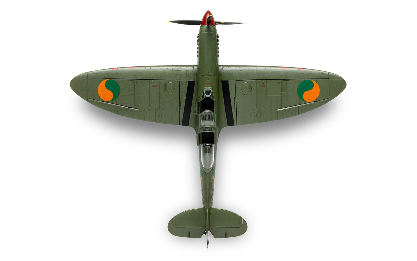 1:48 Supermarine Spitfire Tr.9