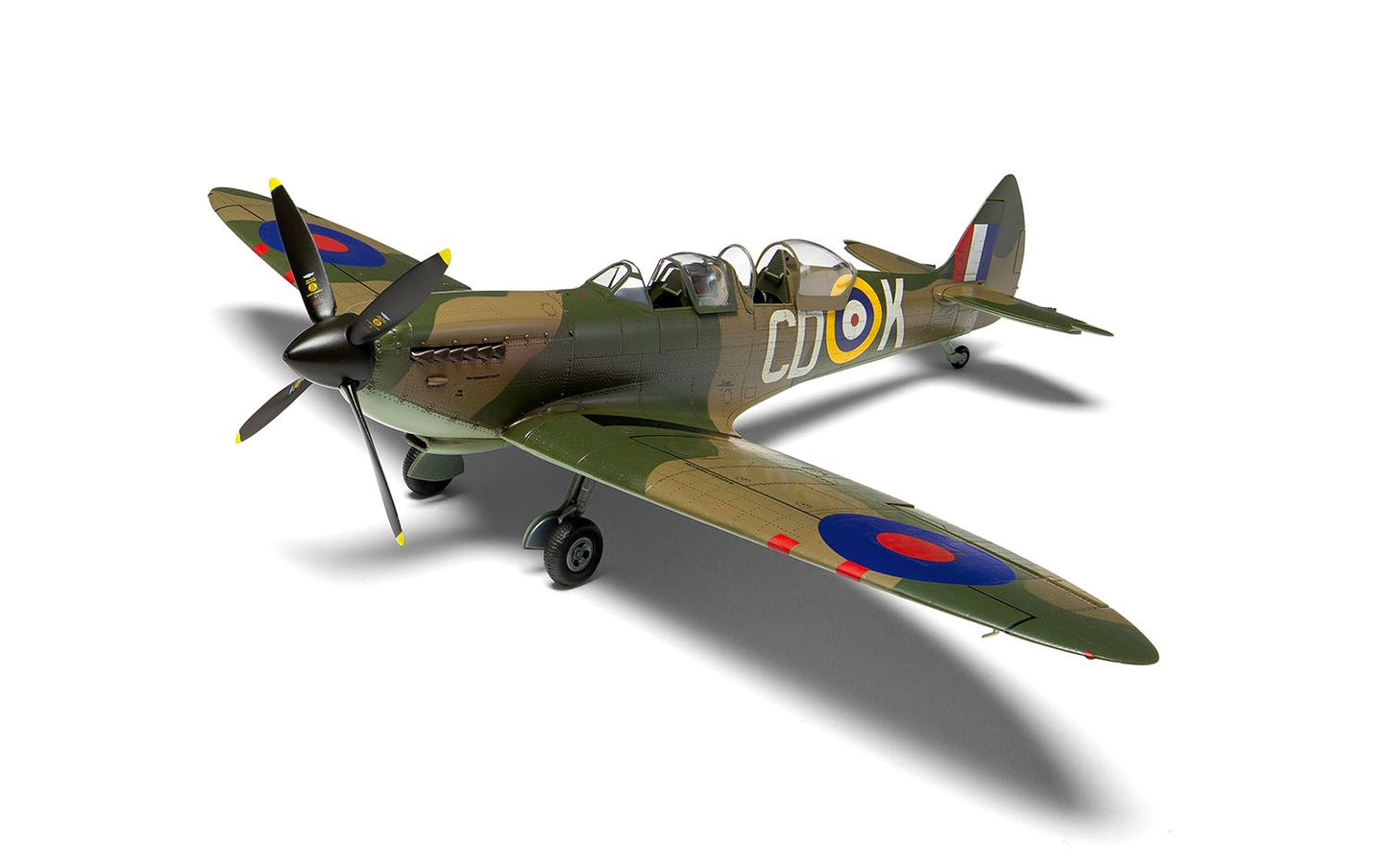 1:48 Supermarine Spitfire Tr.9