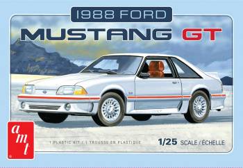 AMT1216M   —  1/25 1988 Ford Mustang