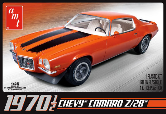 1/25 1970 1/2 Chevy Camaro Z/28 Molded in Orange, Clear, Transparent Red 1/25 Model Kit