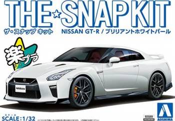 AOS05639   —  1/32 Nissan GT-R (Bririant White Pearl)