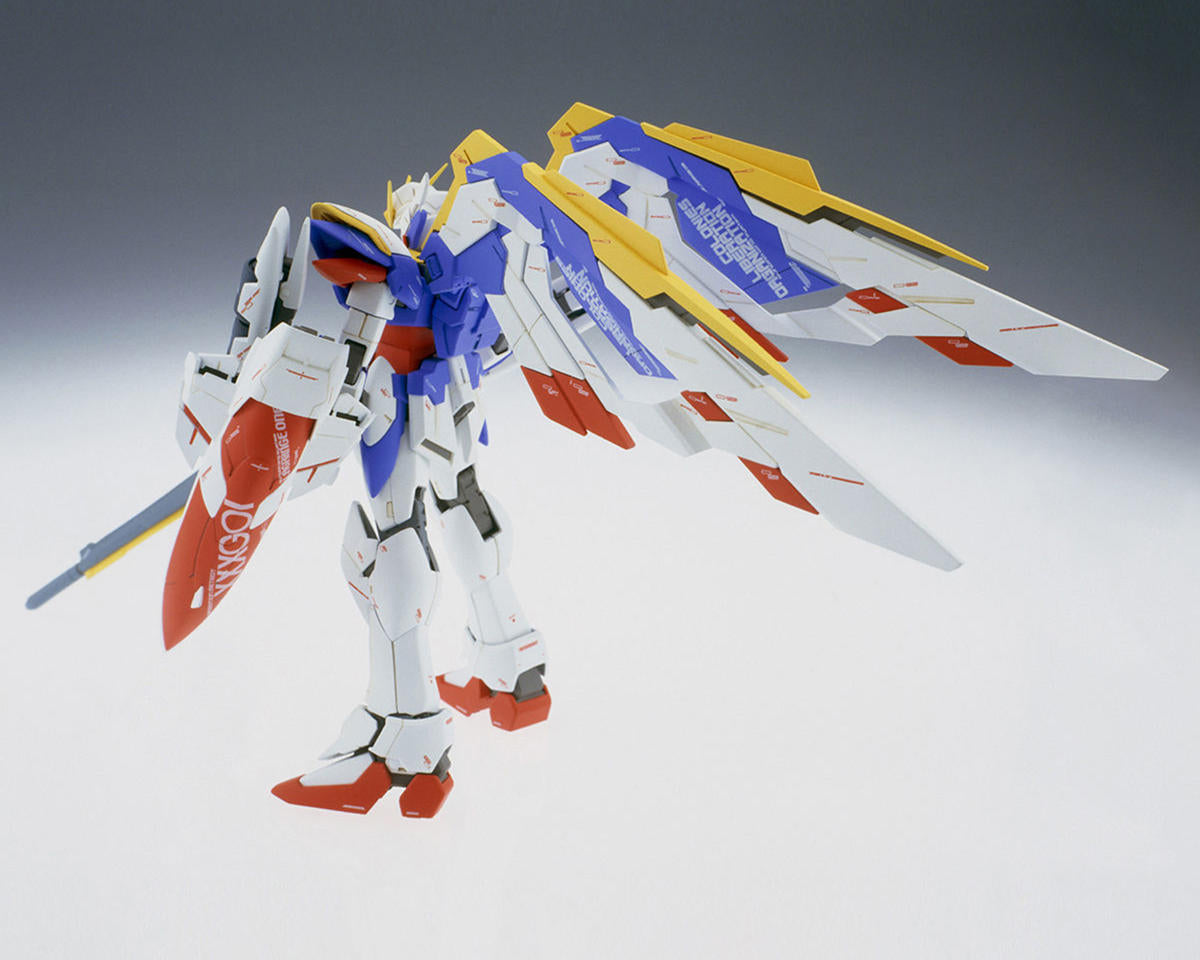 1/100 MG Wing Gundam (Ver. Ka) "Gundam Wing: Endless Waltz" Plastic Model Kit