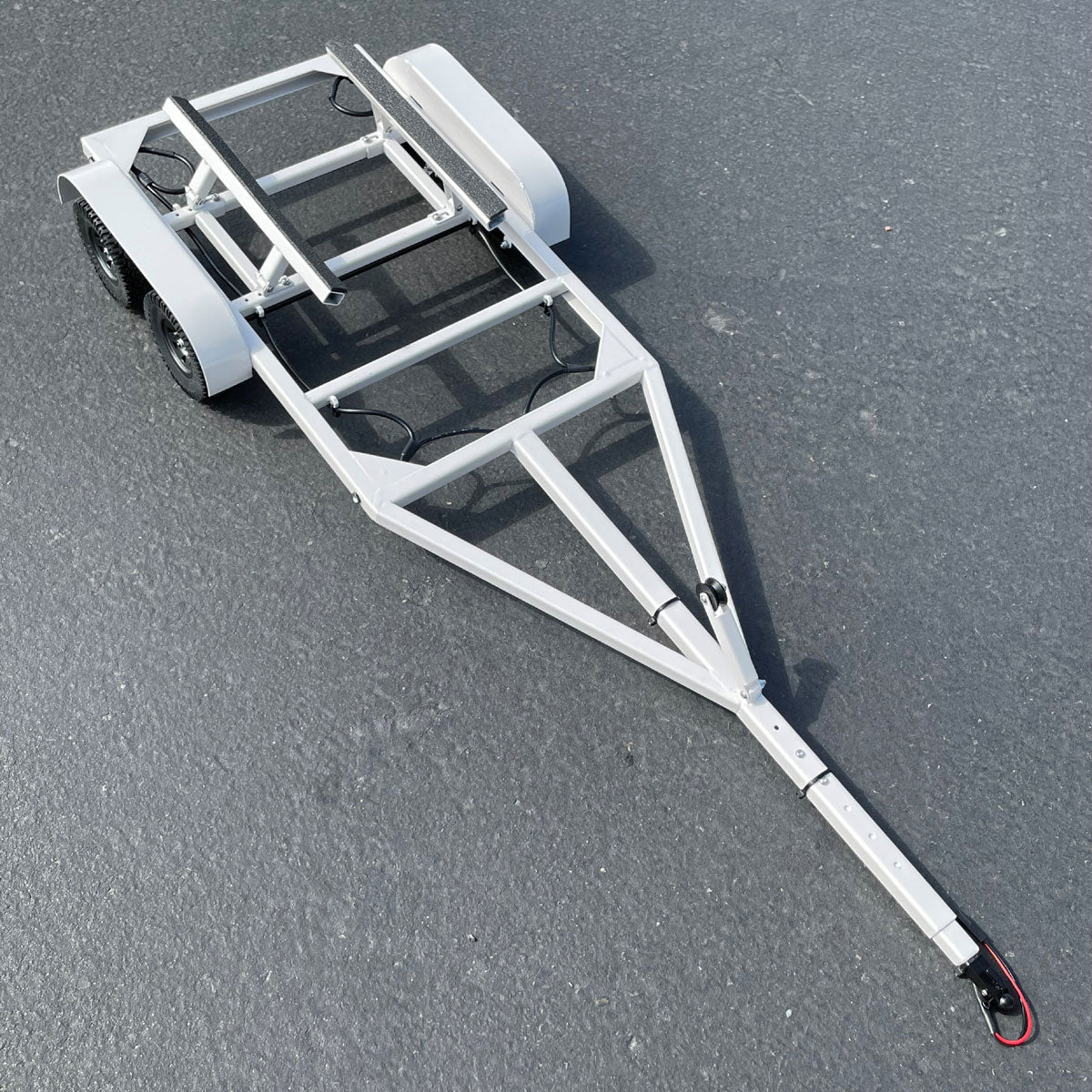 1/10 Scale Fully Adjustable Metal Boat Trailer with LED Lights (White)