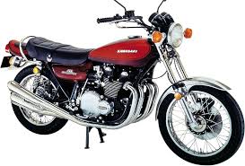 Aoshima | No. 052983 | 1:12 Kawasaki 750RS (Z2) 1973 w/Custom Parts