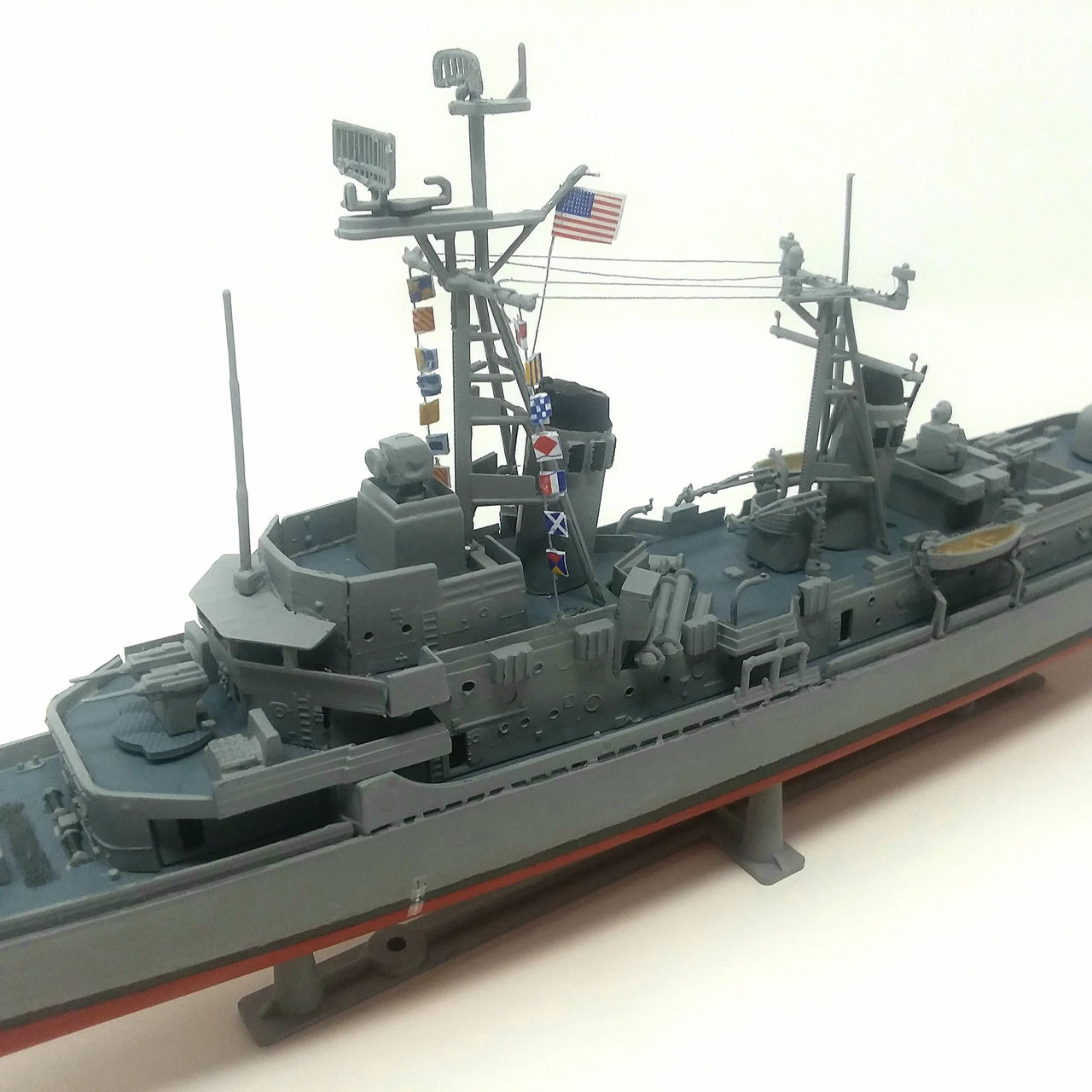 1:320 USS Forrest Sherman (DD-931) Destroyer