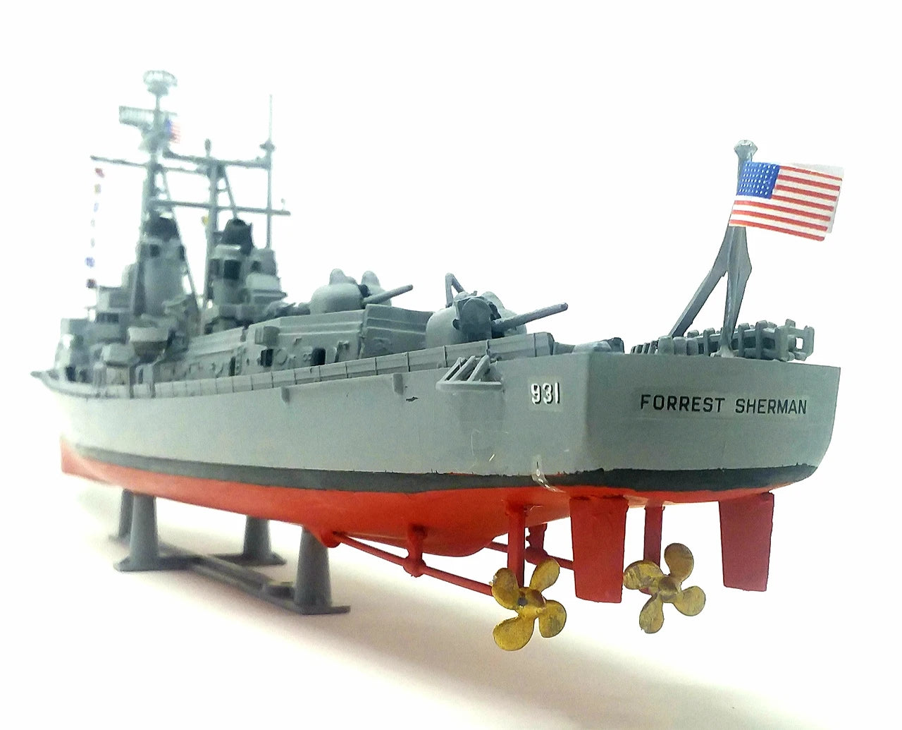 1:320 USS Forrest Sherman (DD-931) Destroyer
