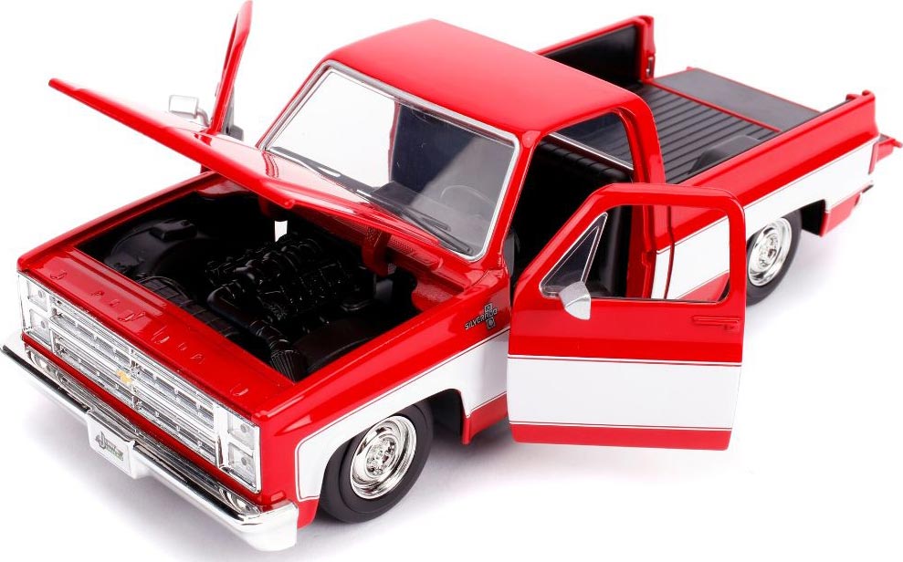 1/24 "Just Trucks" 1985 Chevy C10 Pickup Stock - Glossy Red