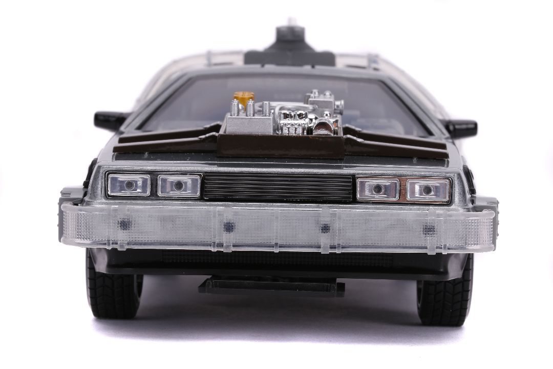 1/24 "Hollywood Rides" Back To The Future Part III - Time Machine with Lights