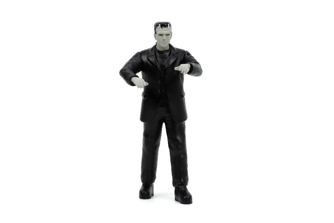 1/24 "Hollywood Rides" Frankenstein 1957 Chevy Suburban with Frankenstein