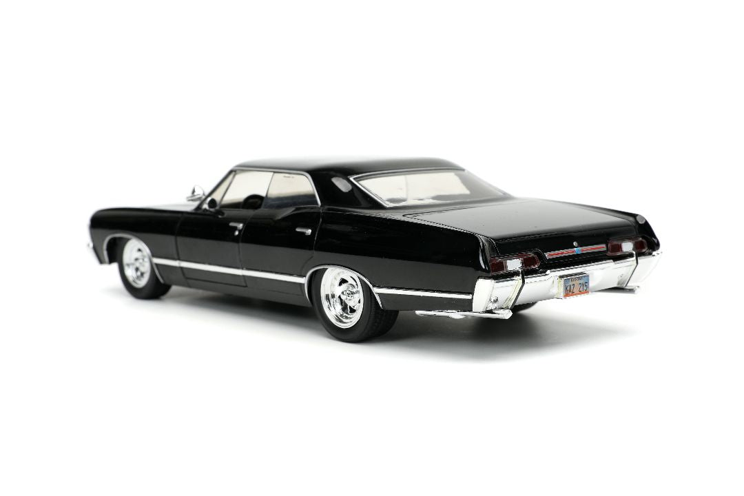 1/24 "Hollywood Rides" - Supernatural - 1967 Chevy Impala w/ Dean Winchester