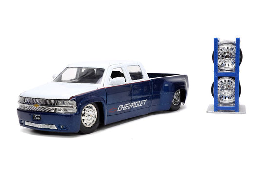 1/24 "Just Trucks" 1999 Chevy Silverado Dually with Rack