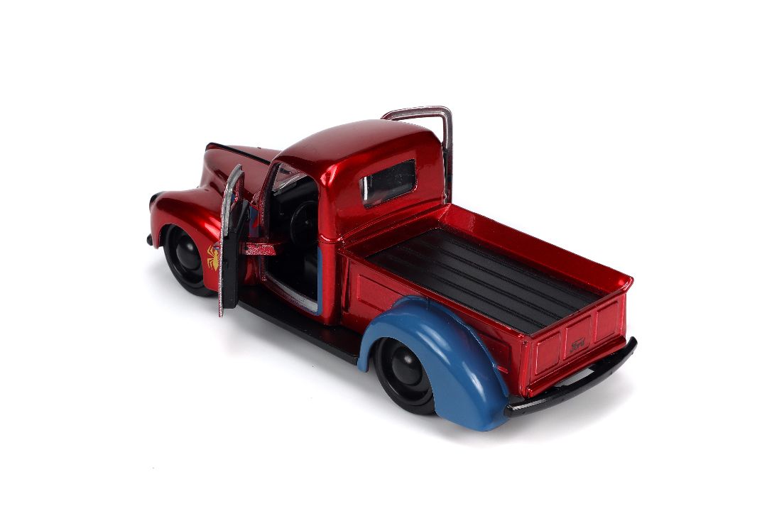1/32 "Hollywood Rides" 1941 Ford Pickup with Spider-Man