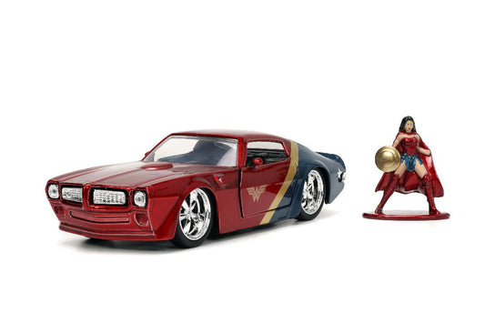 1/32 1972 Pontiac Firebird with Wonder Woman