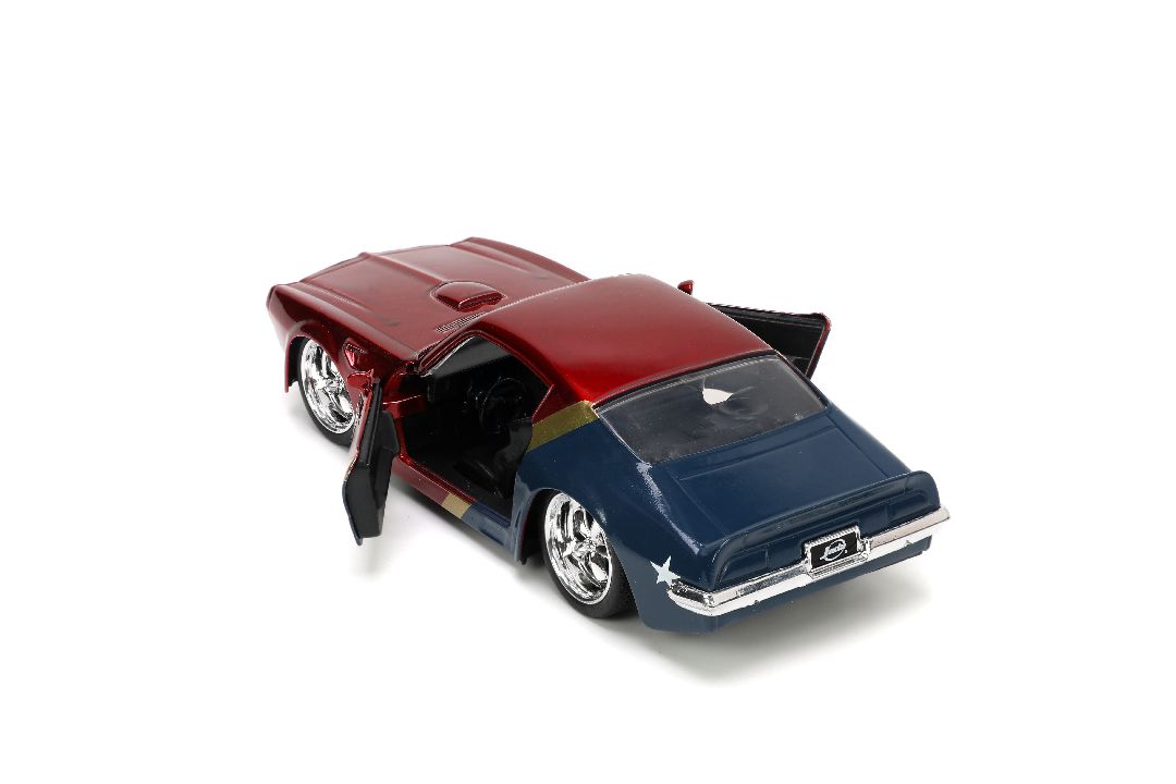 1/32 1972 Pontiac Firebird with Wonder Woman