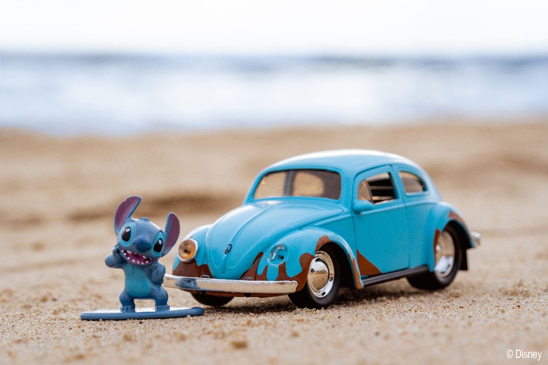 1/32 "Hollywood Rides" Disney 1959 VW Beetle with Stitch