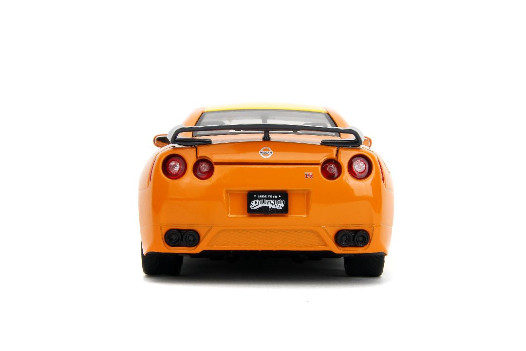 1/24 "Hollywood Rides" 2009 Nissan GT-R (R35) With Naruto