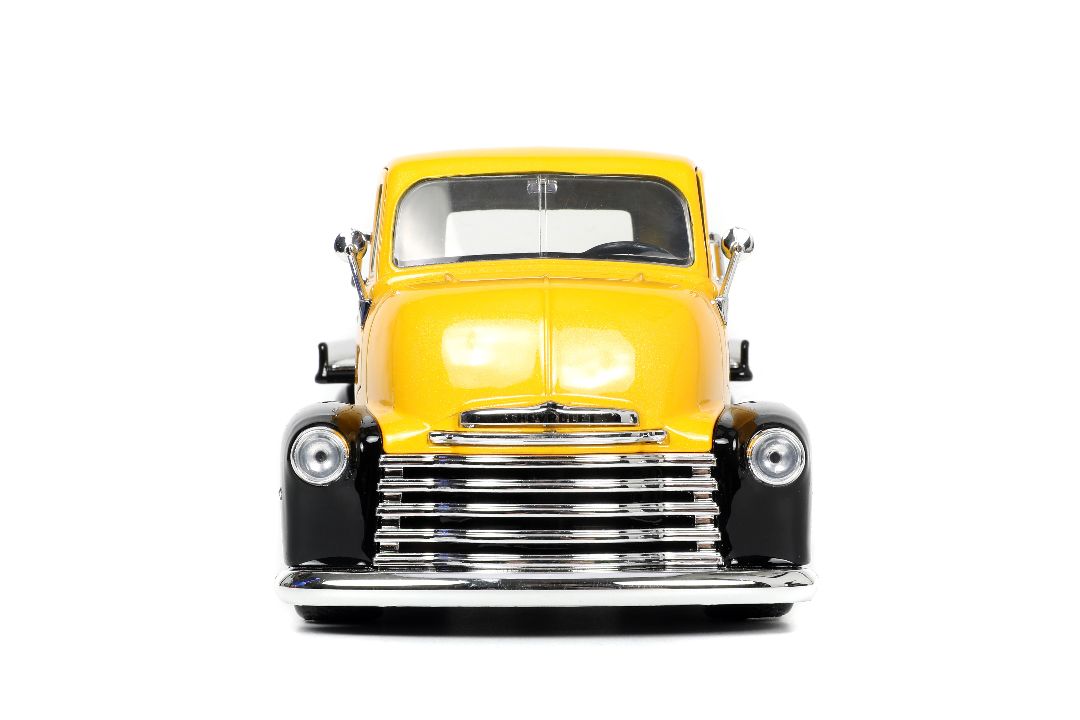 1/24 "Just Trucks" with Rack - 1952 Chevy COE Flatbed