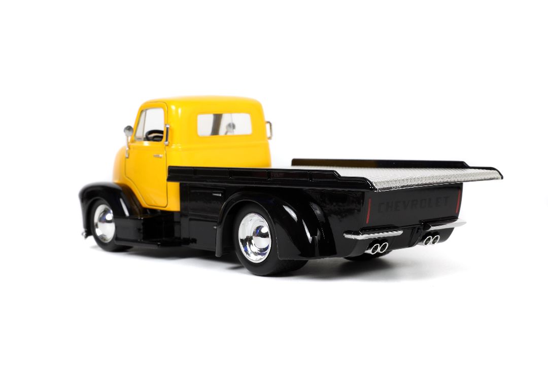 1/24 "Just Trucks" with Rack - 1952 Chevy COE Flatbed