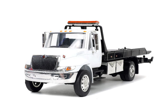 1/24 International Flat Bed Truck - Glossy White